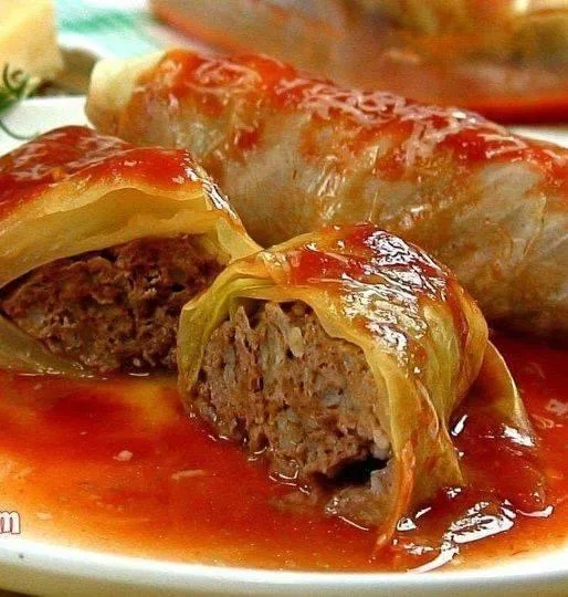 Old Fashioned Stuffed Cabbage Rolls